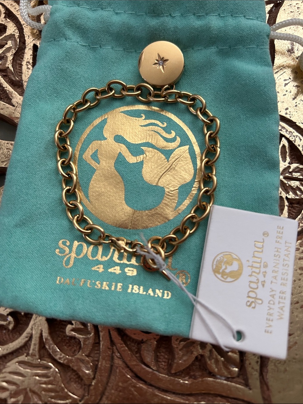 Gold Chain LinkKeynote Locket Bracelet with small diamond and key to open it